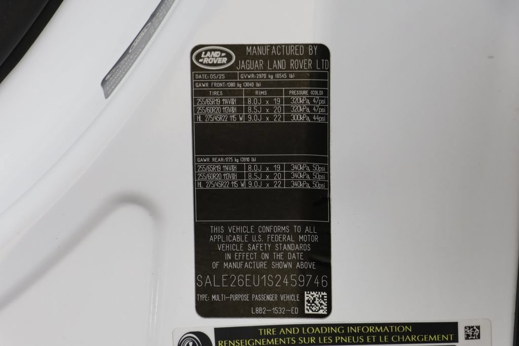 Certified 2025 Land Rover Defender 90 X-Dynamic SE AWD/4WD image 25