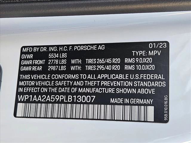 Used 2023 Porsche Macan image 24