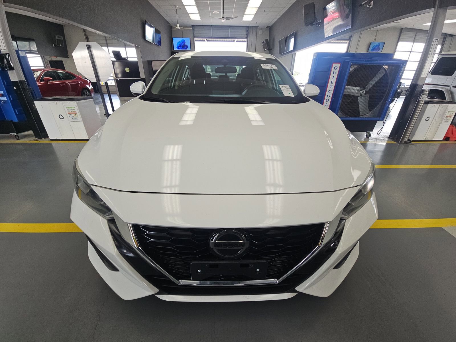 Used 2022 Nissan Sentra S image 2