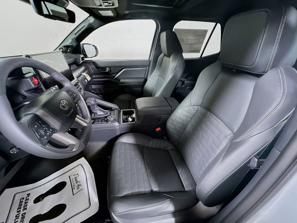 New 2026 Toyota 4Runner TRD Off-Road Premium AWD/4WD image 17