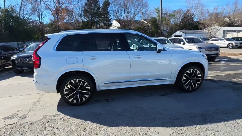 New 2026 Volvo XC90 B6 Ultra w/ Protection Package image 9