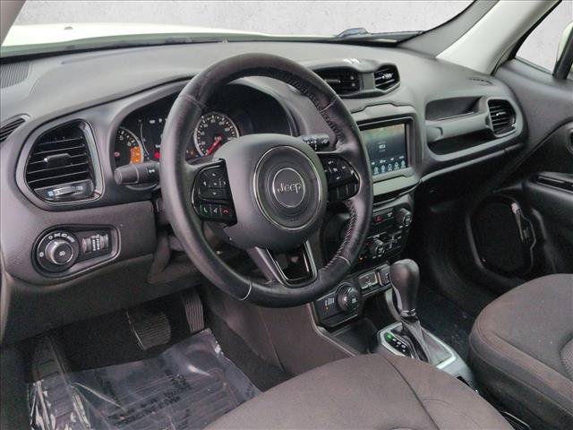 Used 2020 Jeep Renegade Altitude AWD/4WD image 10