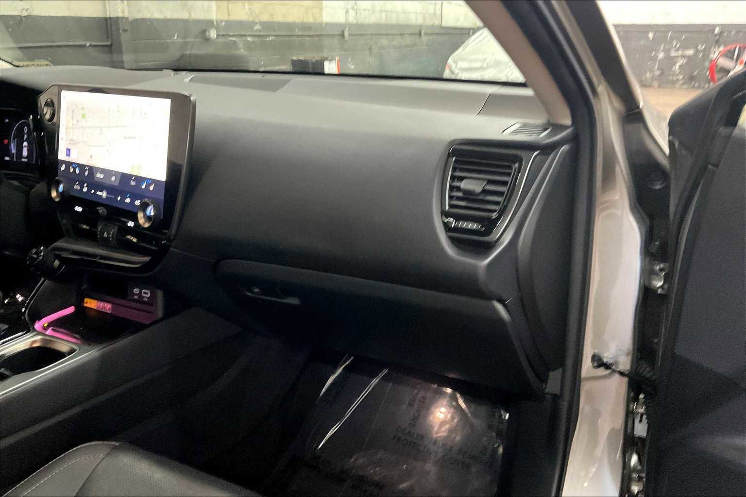 Used 2025 Lexus NX 350 AWD w/ Luxury Package image 19