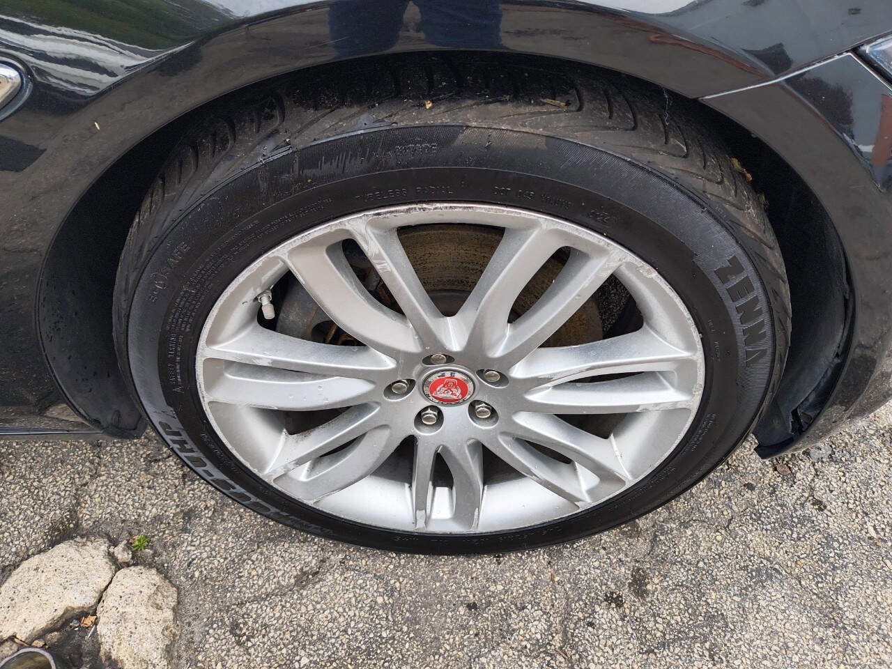 Used 2016 Jaguar XF Prestige AWD/4WD image 23
