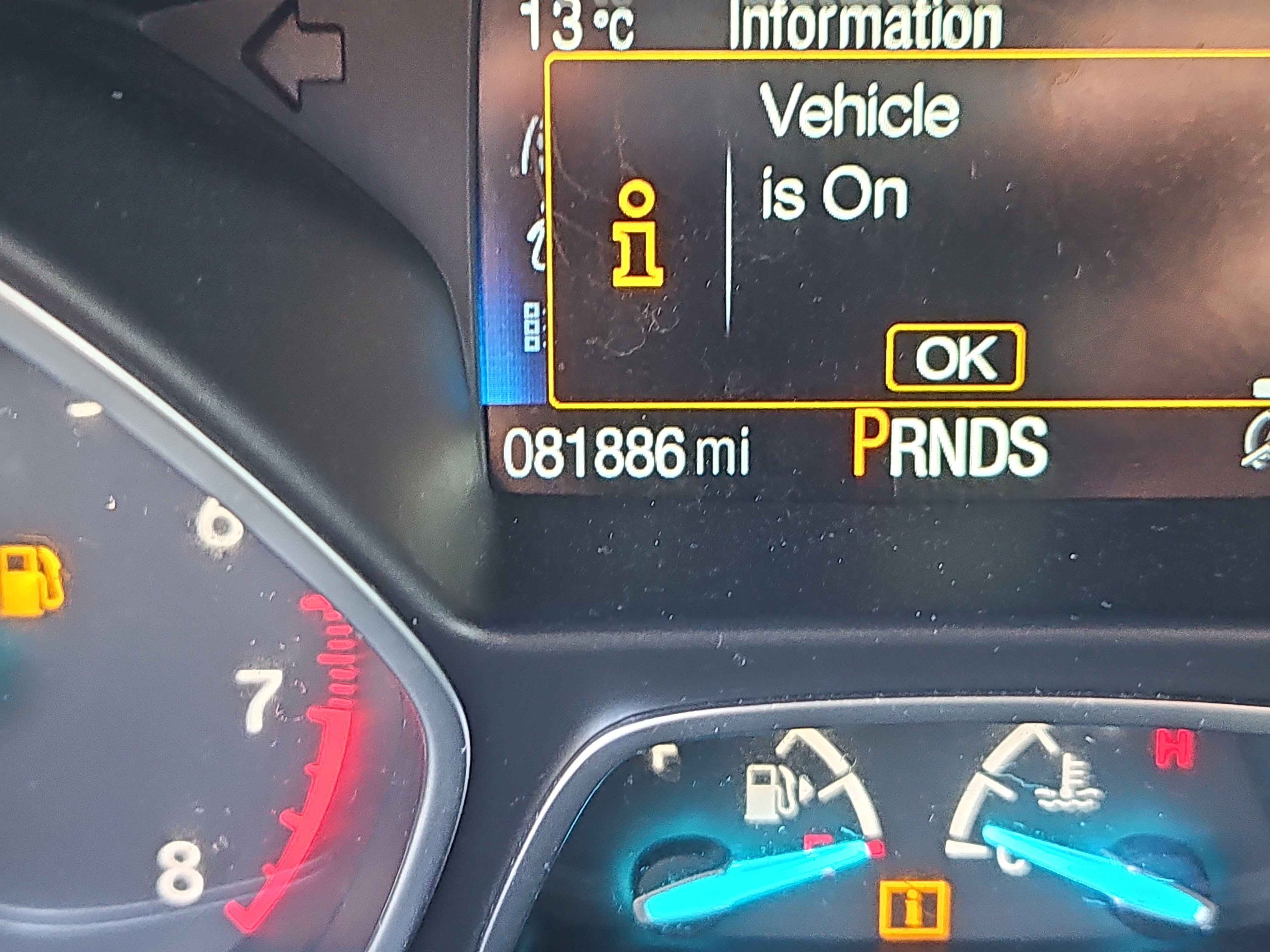 Used 2018 Ford Escape SE w/ SE Sport Appearance Package image 6