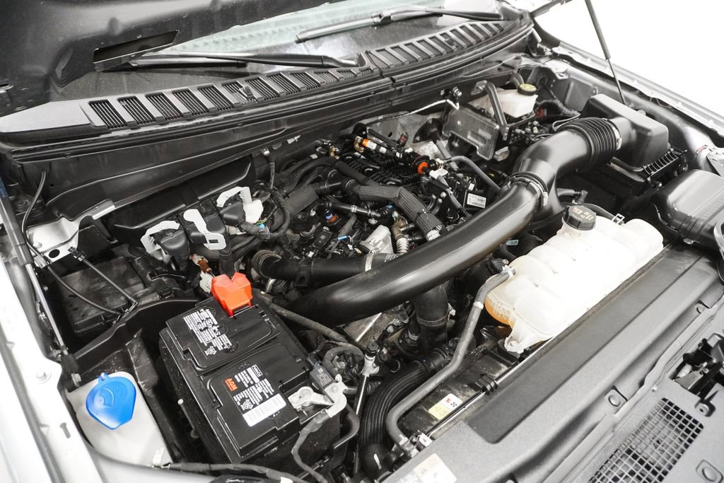Used 2024 Ford Expedition XLT image 35