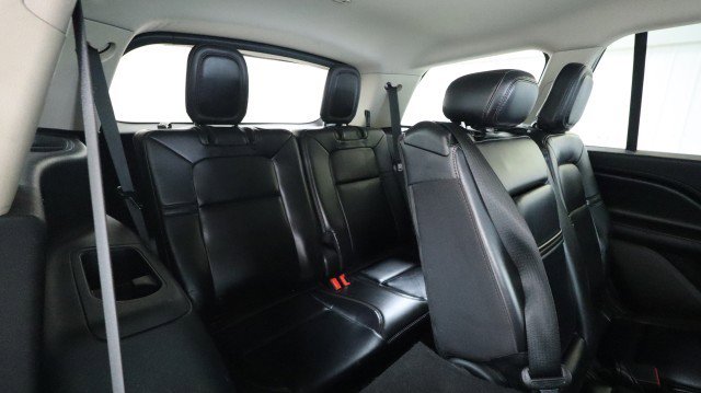 Used 2020 Lincoln Aviator AWD image 12