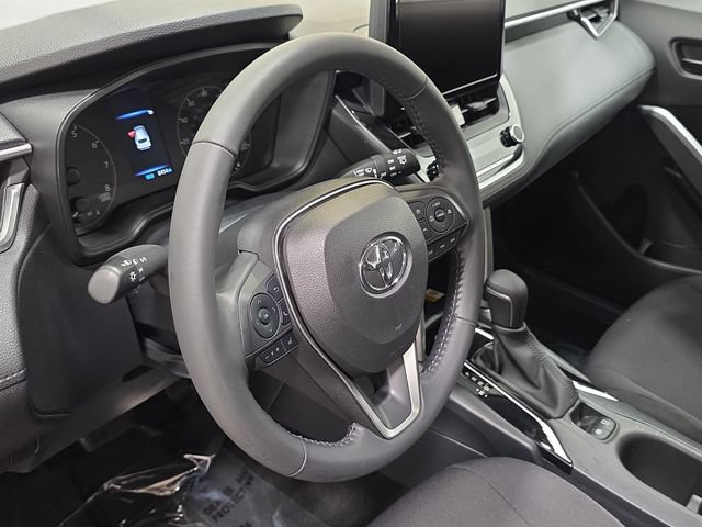 Certified 2023 Toyota Corolla Cross LE w/ Moonroof Package AWD/4WD image 12