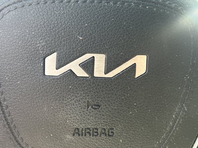 Certified 2024 Kia Telluride S FWD image 19