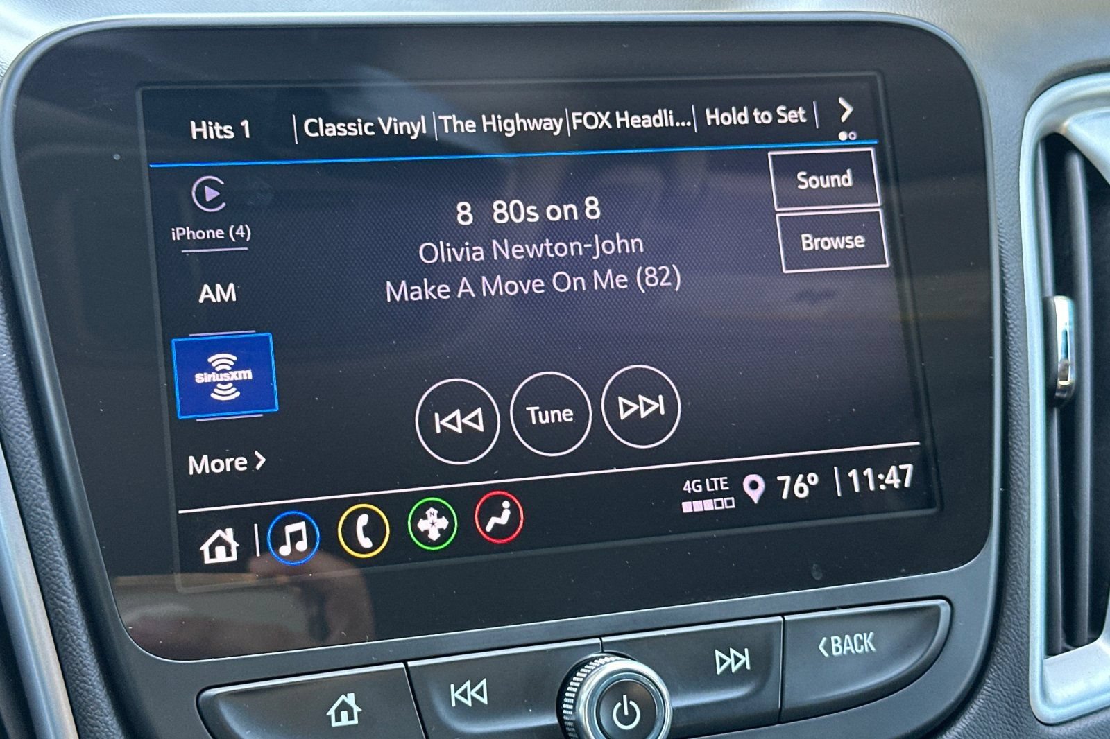 Used 2022 Chevrolet Malibu LT FWD image 16