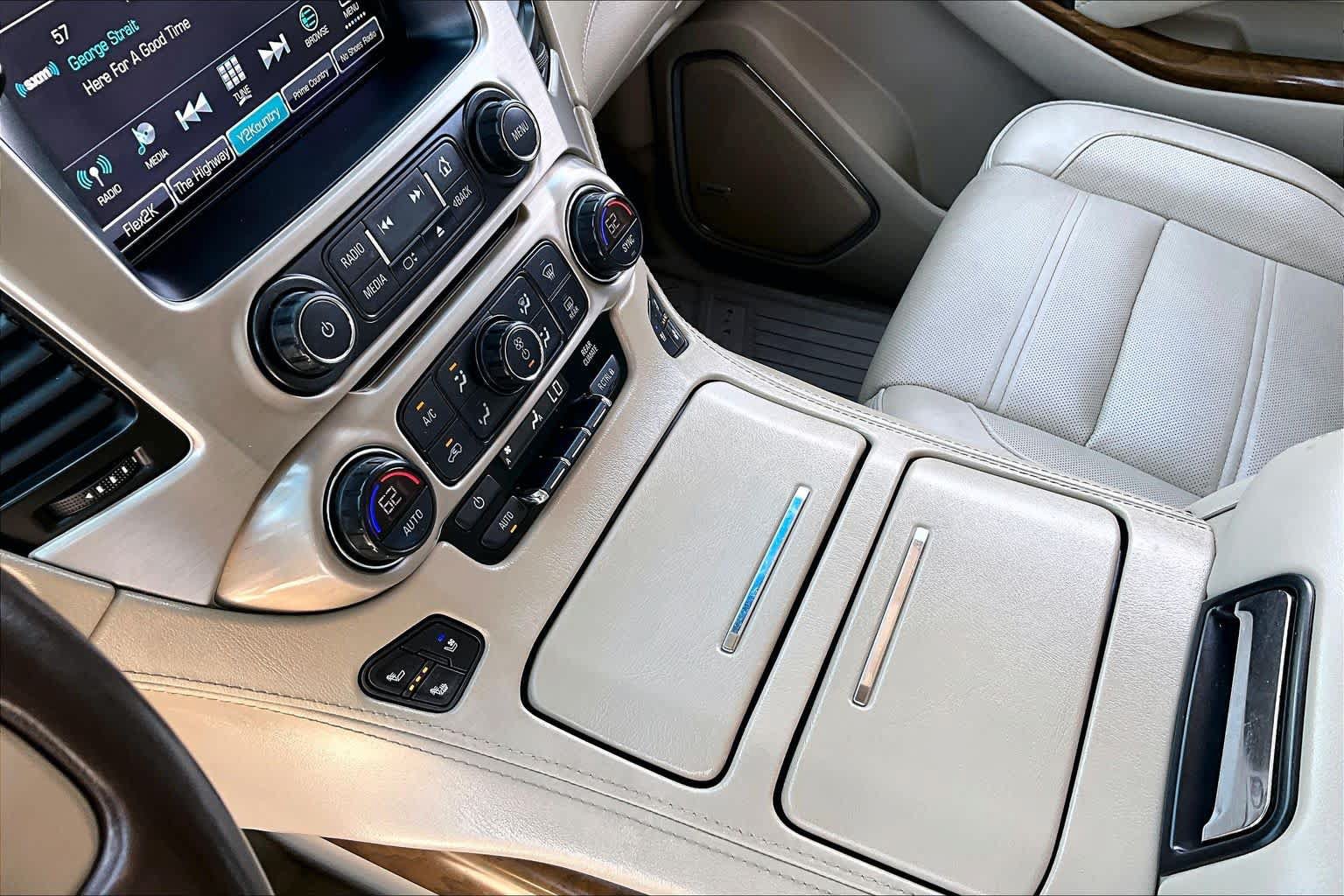 Used 2019 GMC Yukon Denali w/ Denali Ultimate Package AWD/4WD image 17
