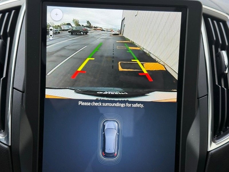 Certified 2022 Ford Edge ST w/ Equipment Group 401A image 19