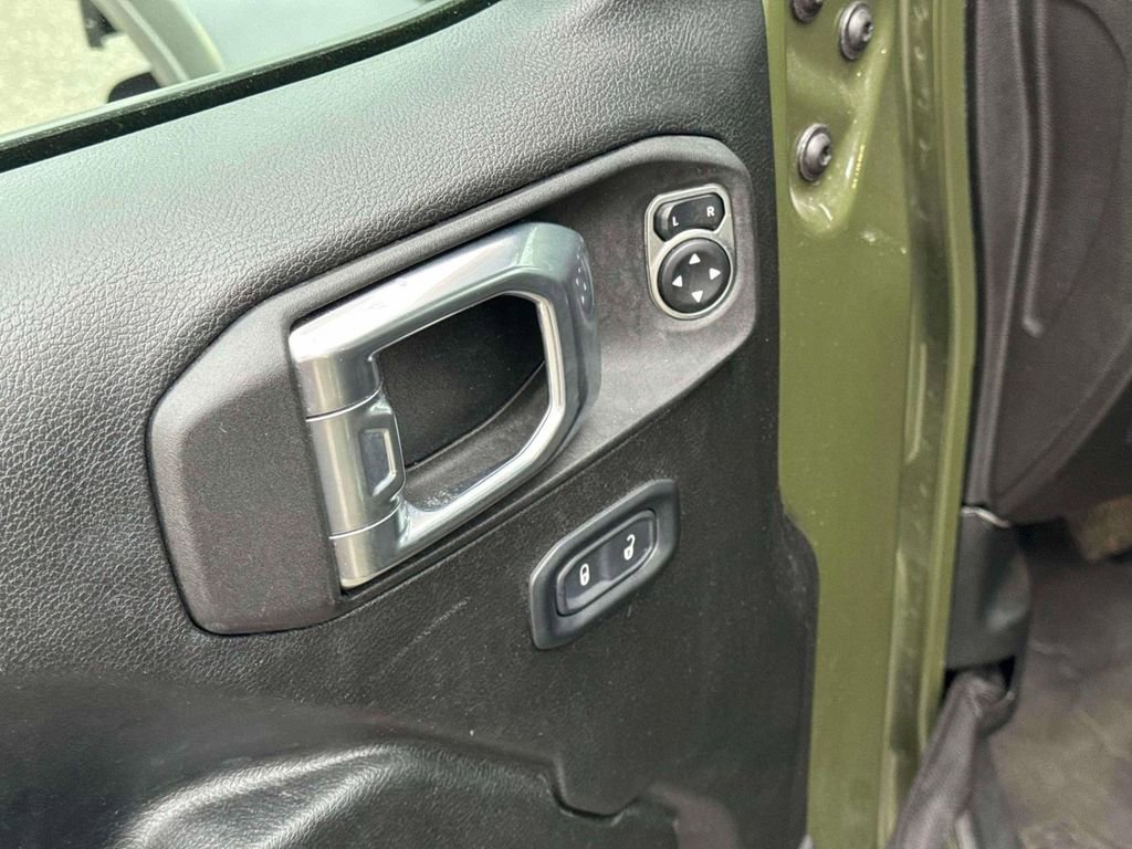 Used 2022 Jeep Wrangler Unlimited Sport AWD/4WD image 15