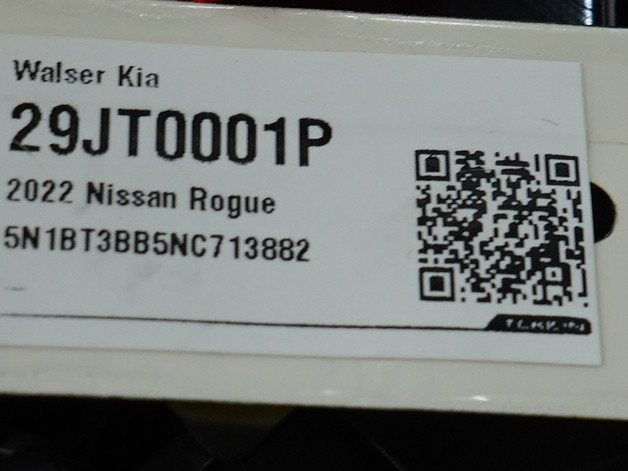 Used 2022 Nissan Rogue SV image 30