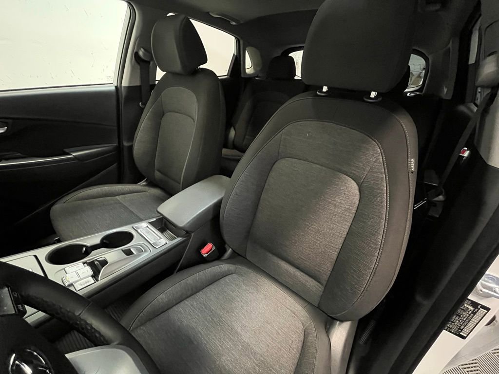 Used 2023 Hyundai Kona SEL image 11