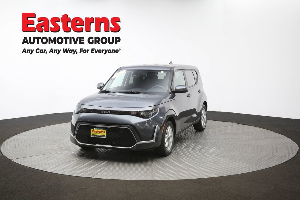 Used 2023 Kia Soul LX w/ LX Technology Package image 54