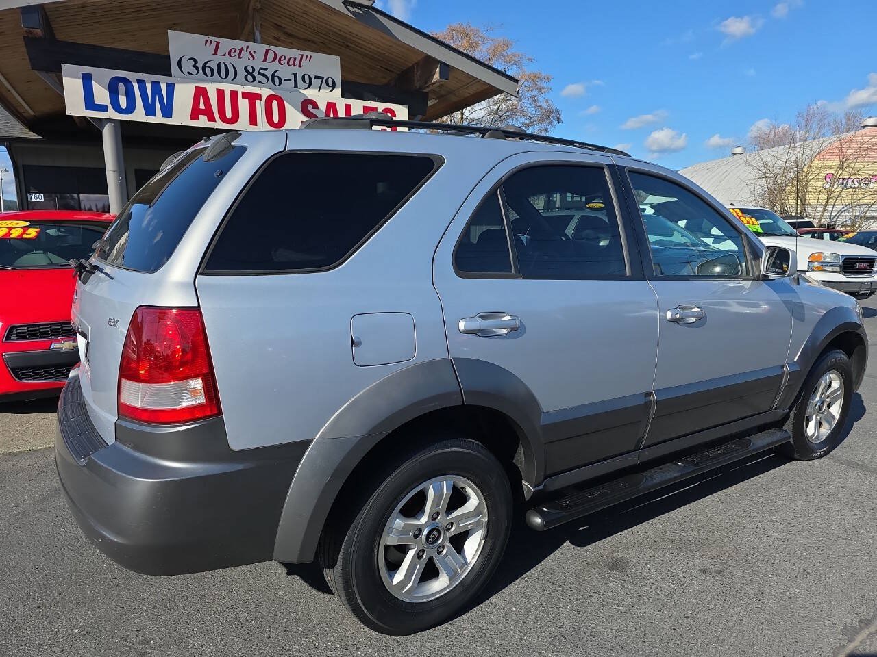 Used 2005 Kia Sorento EX AWD/4WD image 3