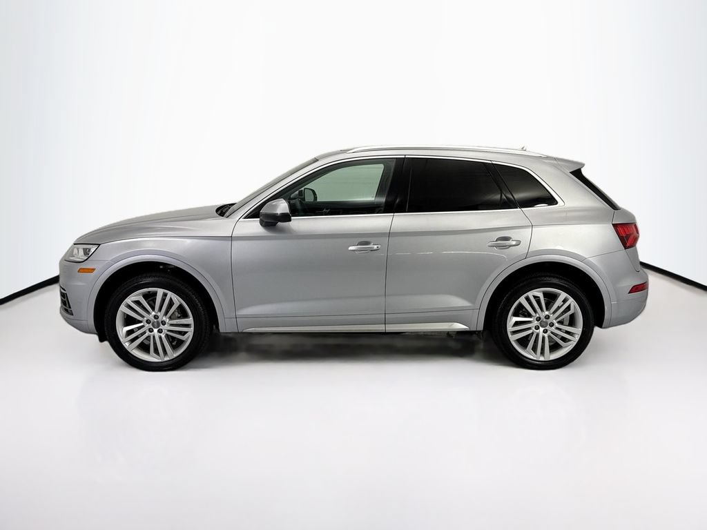 Used 2019 Audi Q5 2.0T Premium Plus w/ Premium Plus Package AWD/4WD image 8