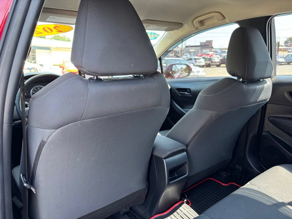 Used 2022 Toyota Corolla LE FWD image 22