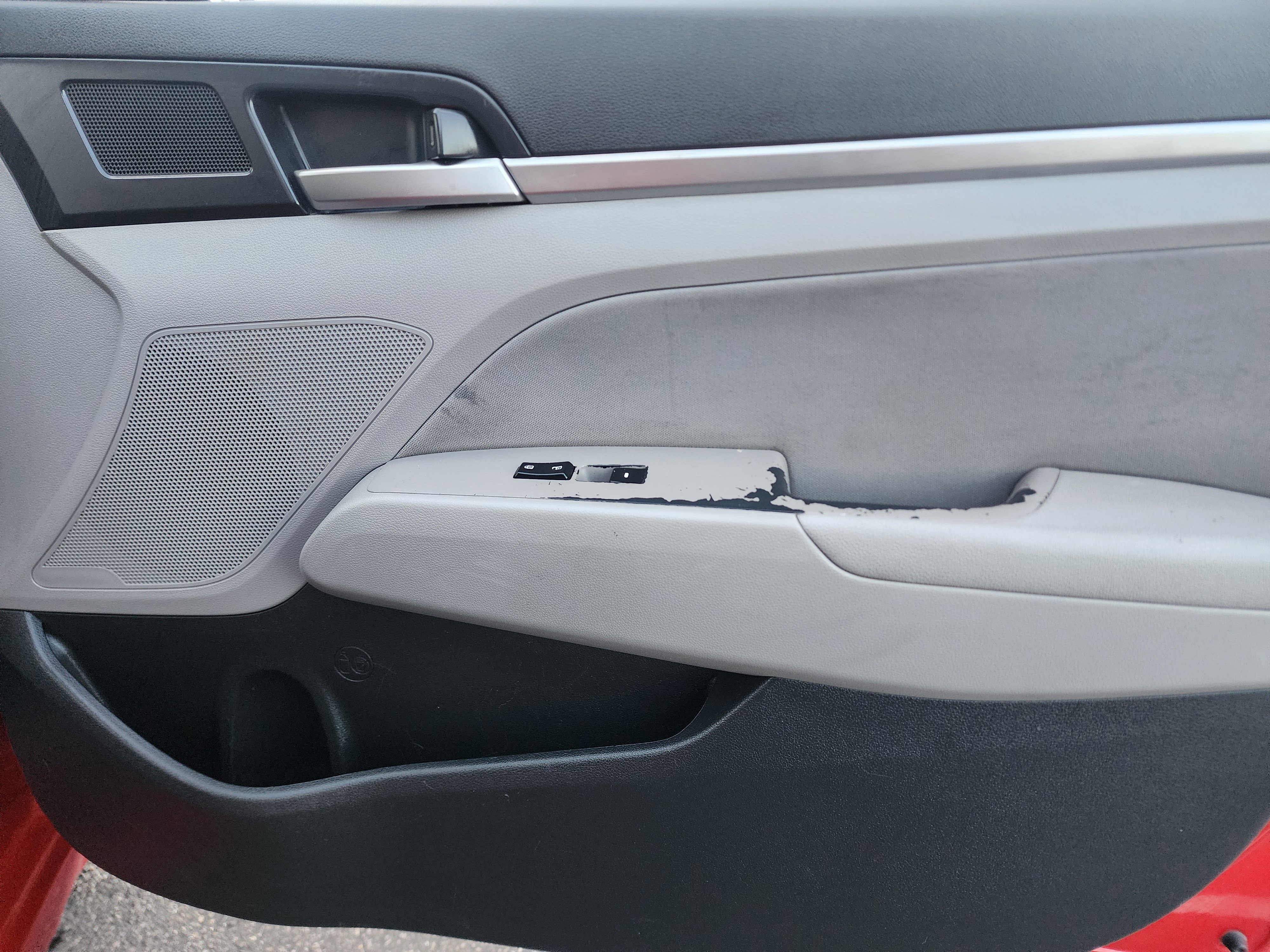 Used 2020 Hyundai Elantra SEL image 10
