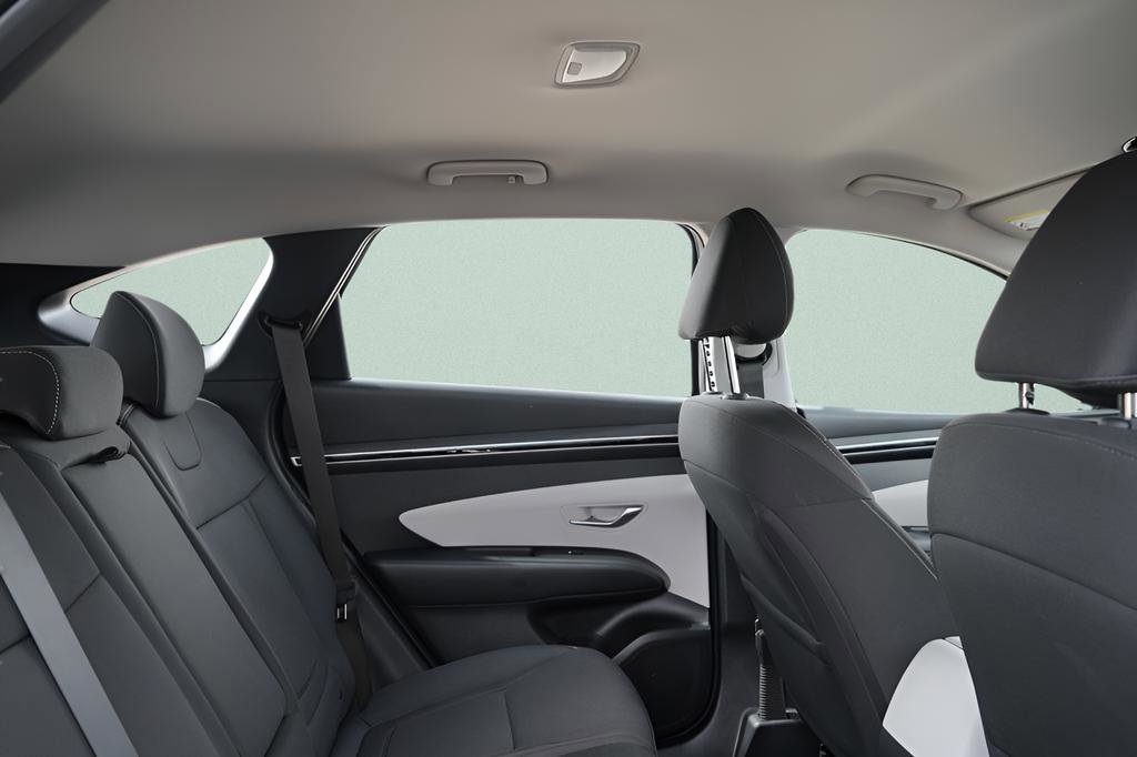 Certified 2024 Hyundai Tucson SE AWD/4WD image 14