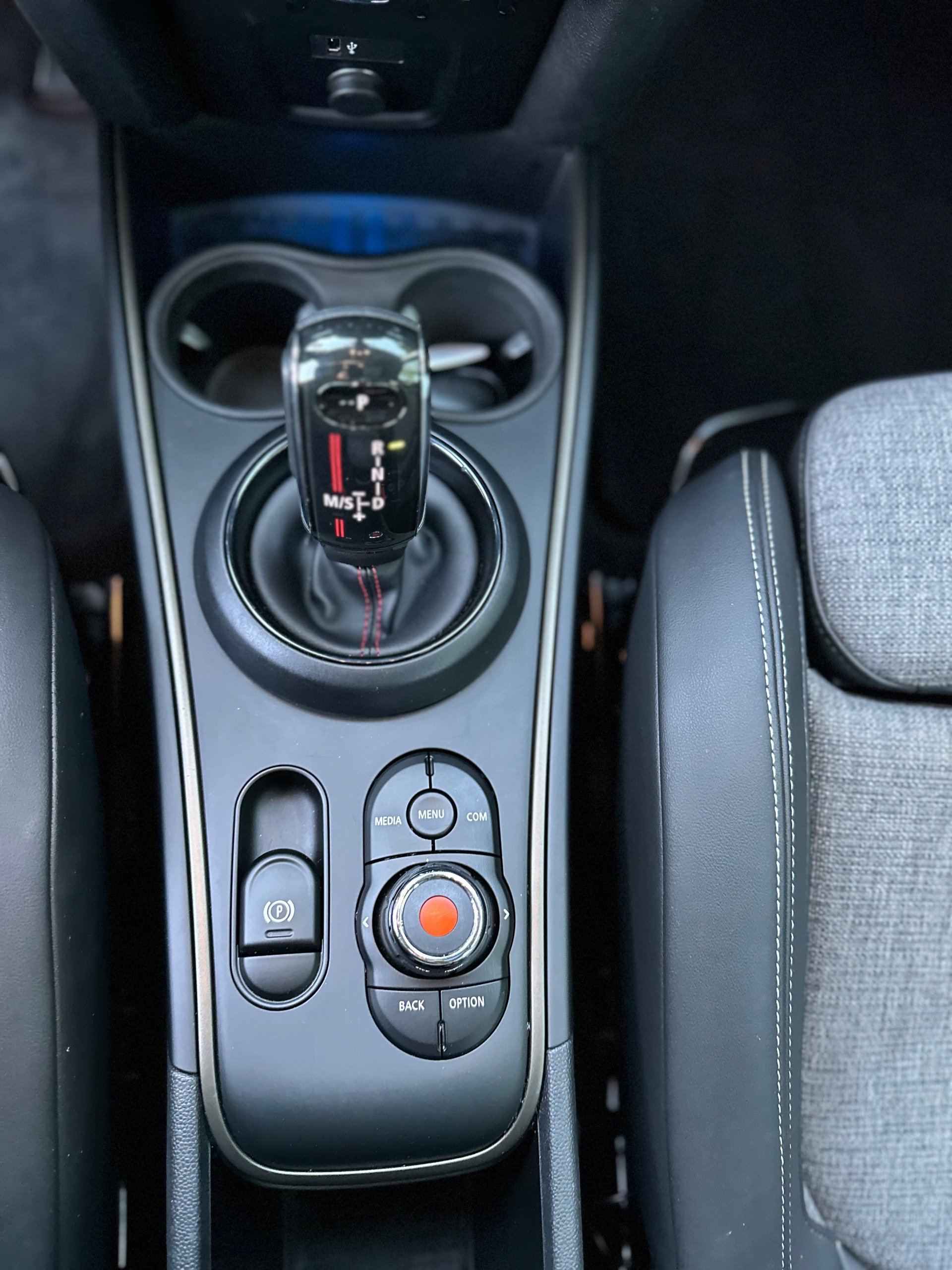 Used 2020 MINI Cooper Countryman S w/ Storage Package image 30