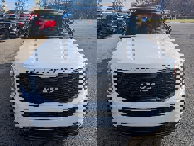 Used 2022 Kia Telluride SX w/ SX Prestige Package image 2