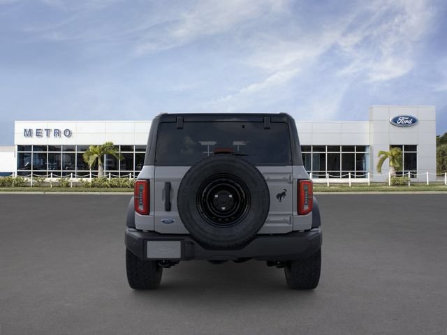 New 2026 Ford Bronco Outer Banks w/ Black Appearance Package AWD/4WD image 5