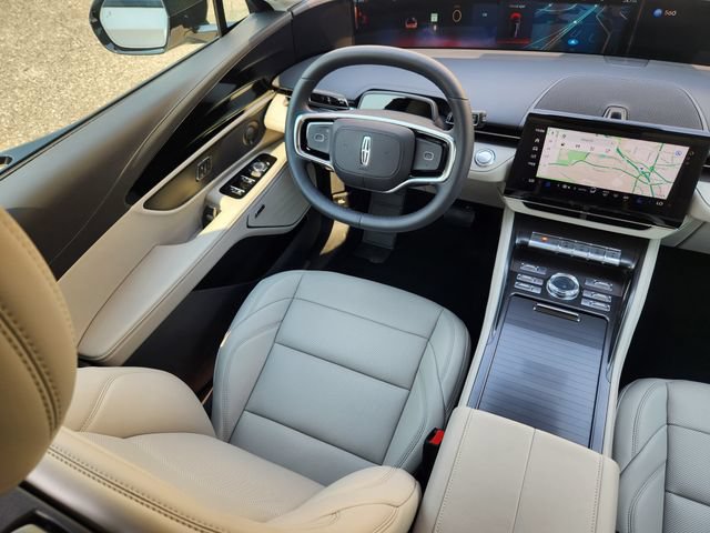 New 2026 Lincoln Nautilus Premier w/ Equipment Group 102A AWD/4WD image 10