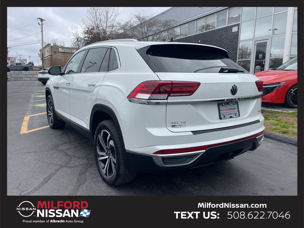 Used 2023 Volkswagen Atlas Cross Sport SEL AWD/4WD image 3