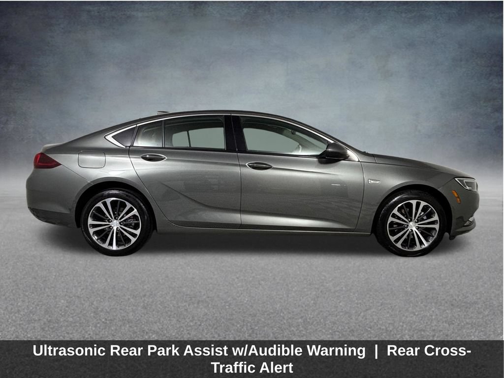 Used 2019 Buick Regal Preferred w/ Driver Confidence Package I FWD image 10