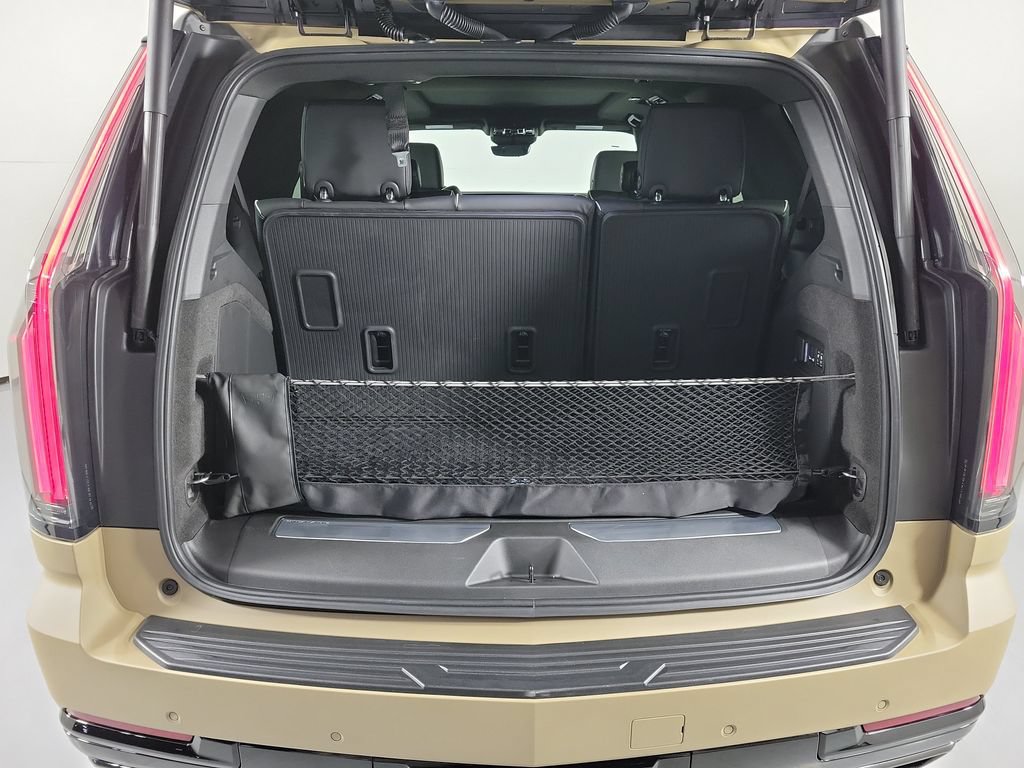 New 2026 Cadillac Escalade Sport w/ Touring Package AWD/4WD image 7