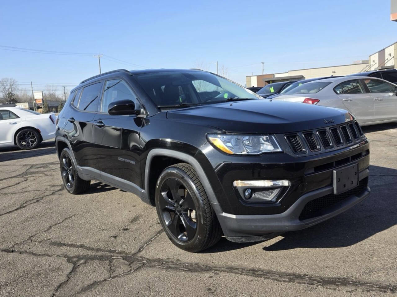 Used 2019 Jeep Compass Latitude FWD image 8