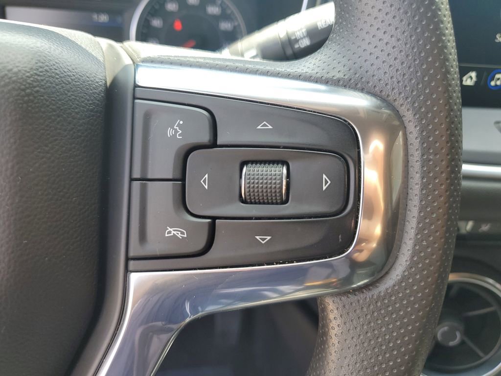 Used 2023 Chevrolet Blazer LT image 29
