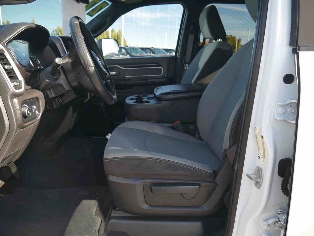 Certified 2022 RAM 2500 Big Horn image 33