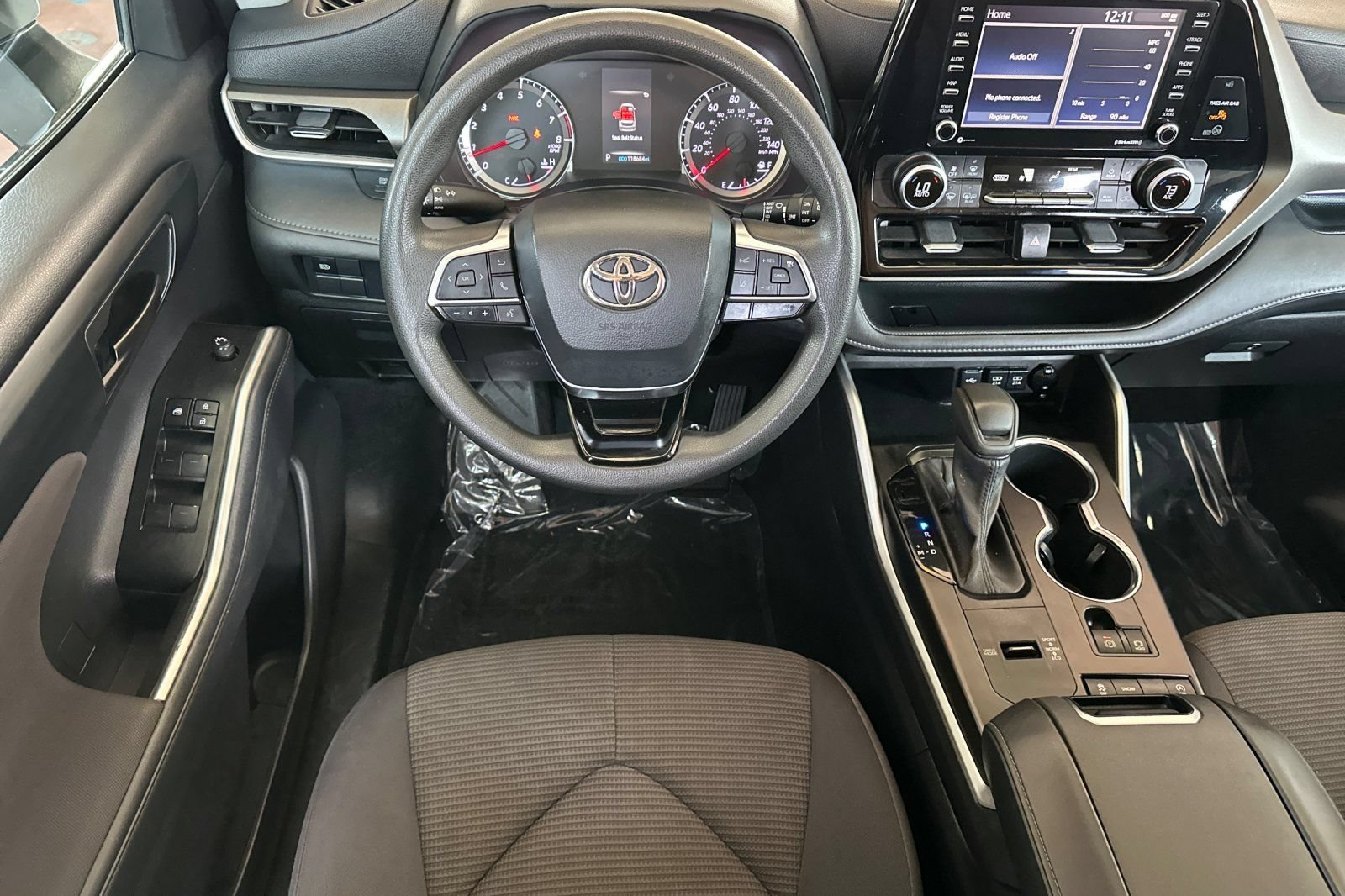 Used 2021 Toyota Highlander L FWD image 15