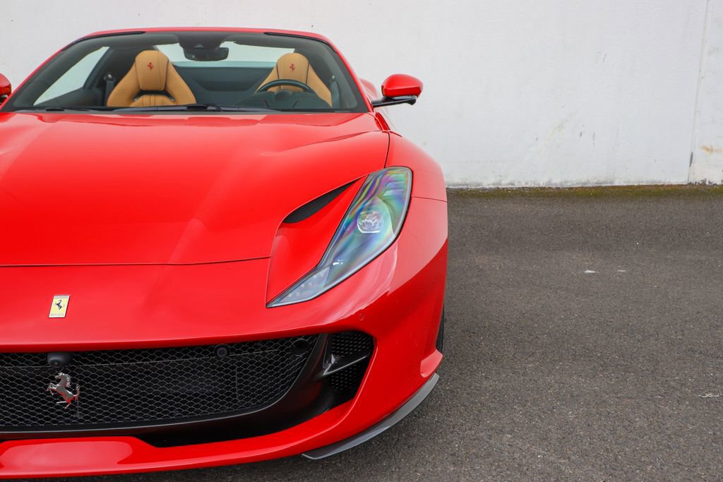 Used 2023 Ferrari 812 GTS RWD image 32