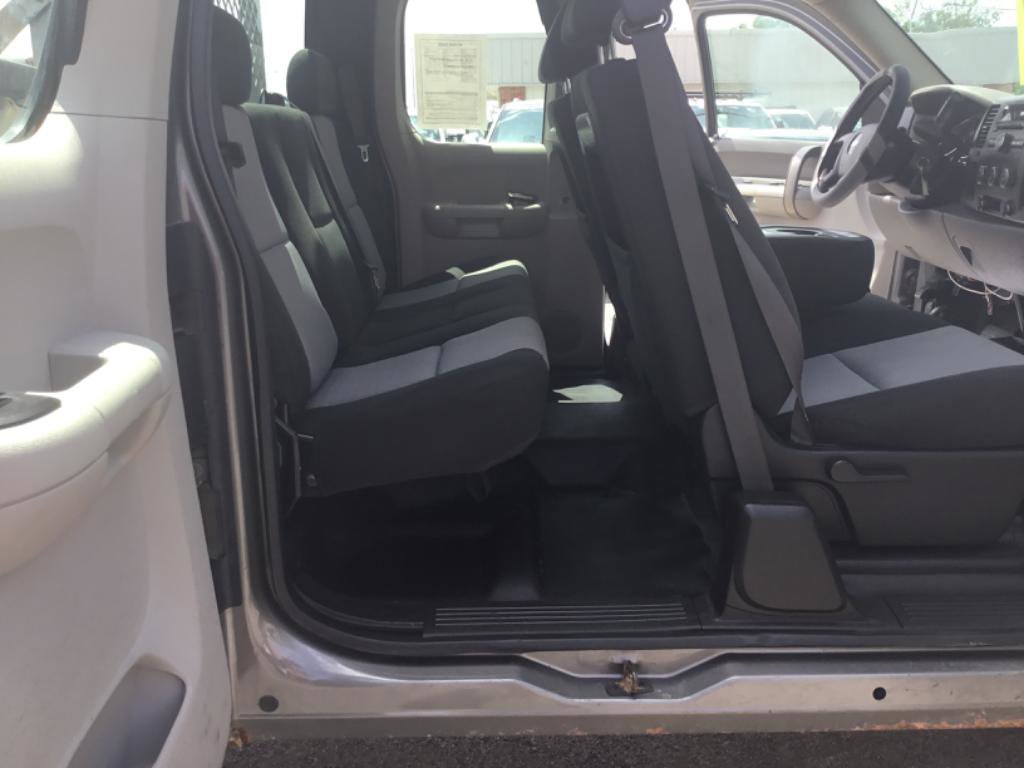 Used 2009 Chevrolet Silverado 2500 W/T AWD/4WD image 28