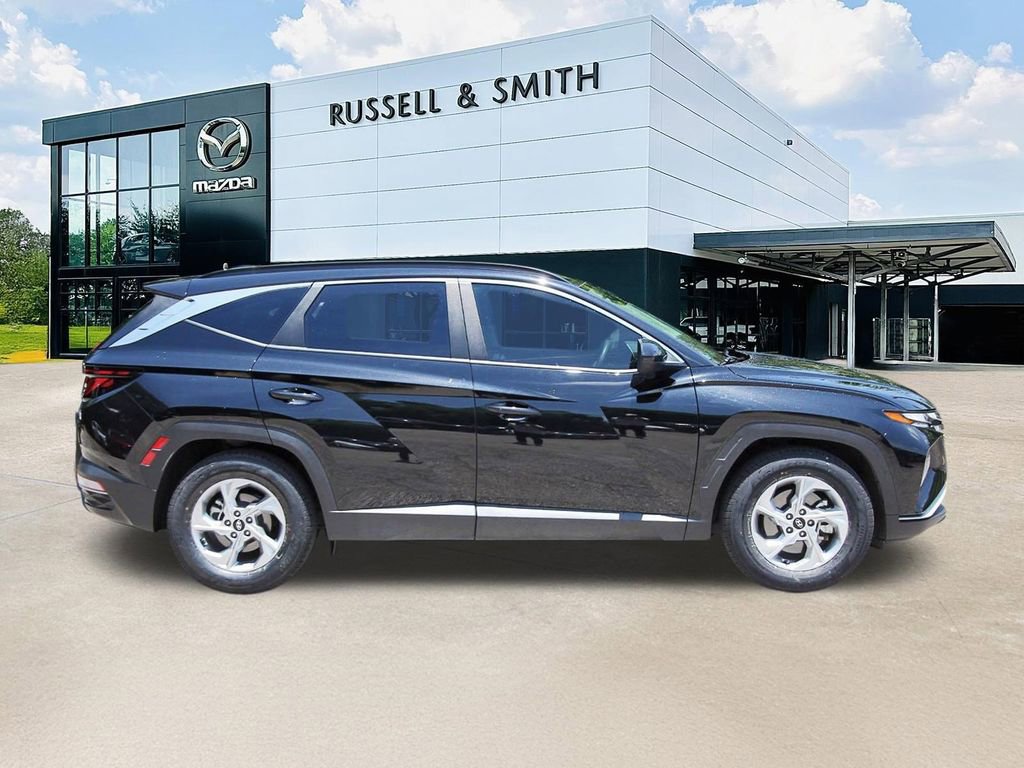 Used 2024 Hyundai Tucson SEL FWD image 3