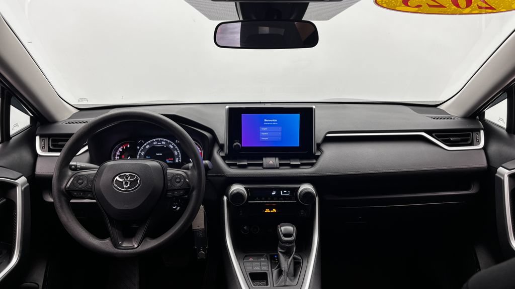 Used 2023 Toyota RAV4 LE AWD/4WD image 27