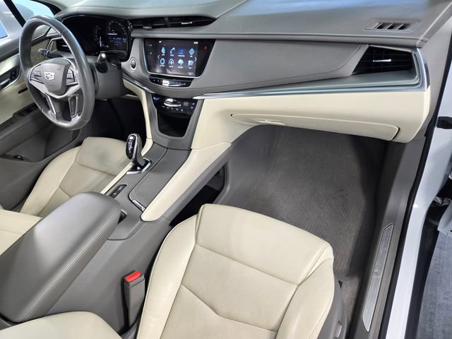 Used 2018 Cadillac XT5 Premium Luxury w/ Driver Assist Package image 18