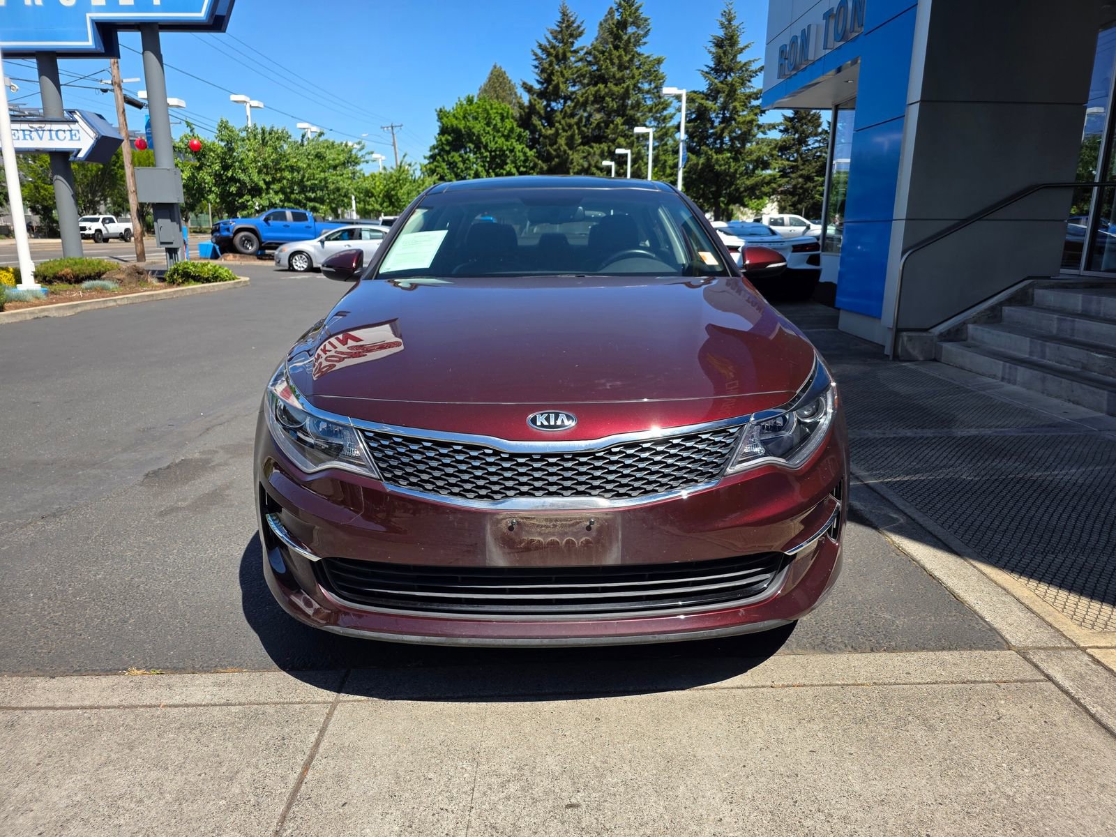 Used 2018 Kia Optima EX w/ Premium Package FWD image 3
