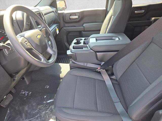 Used 2026 Chevrolet Silverado 1500 Custom RWD image 4