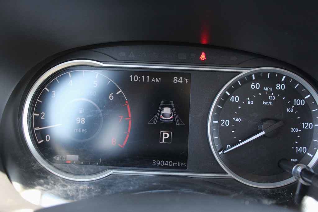 Used 2020 Nissan Kicks SV FWD image 14