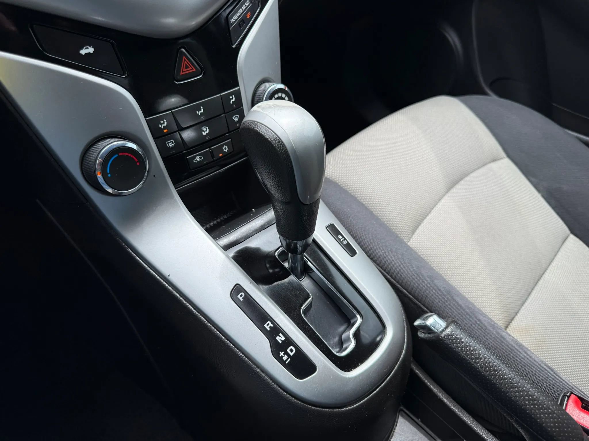 Used 2016 Chevrolet Cruze LS FWD image 34