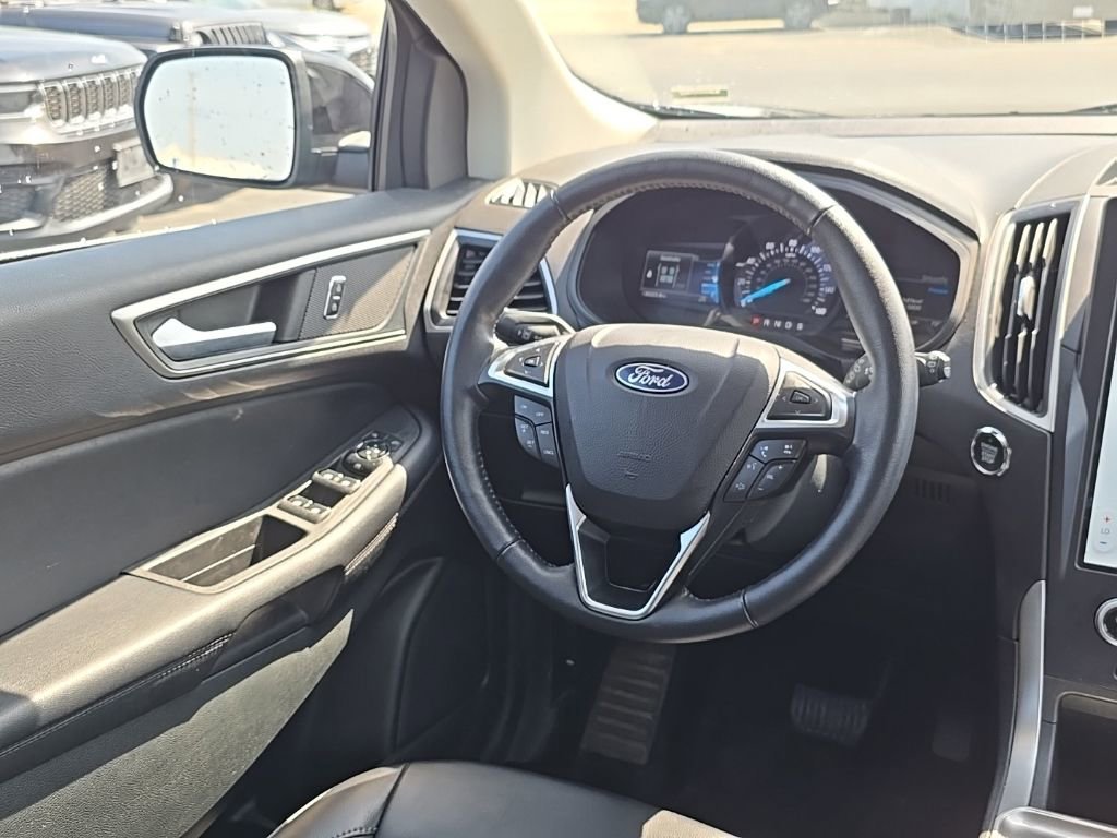 Used 2023 Ford Edge SEL AWD/4WD image 15