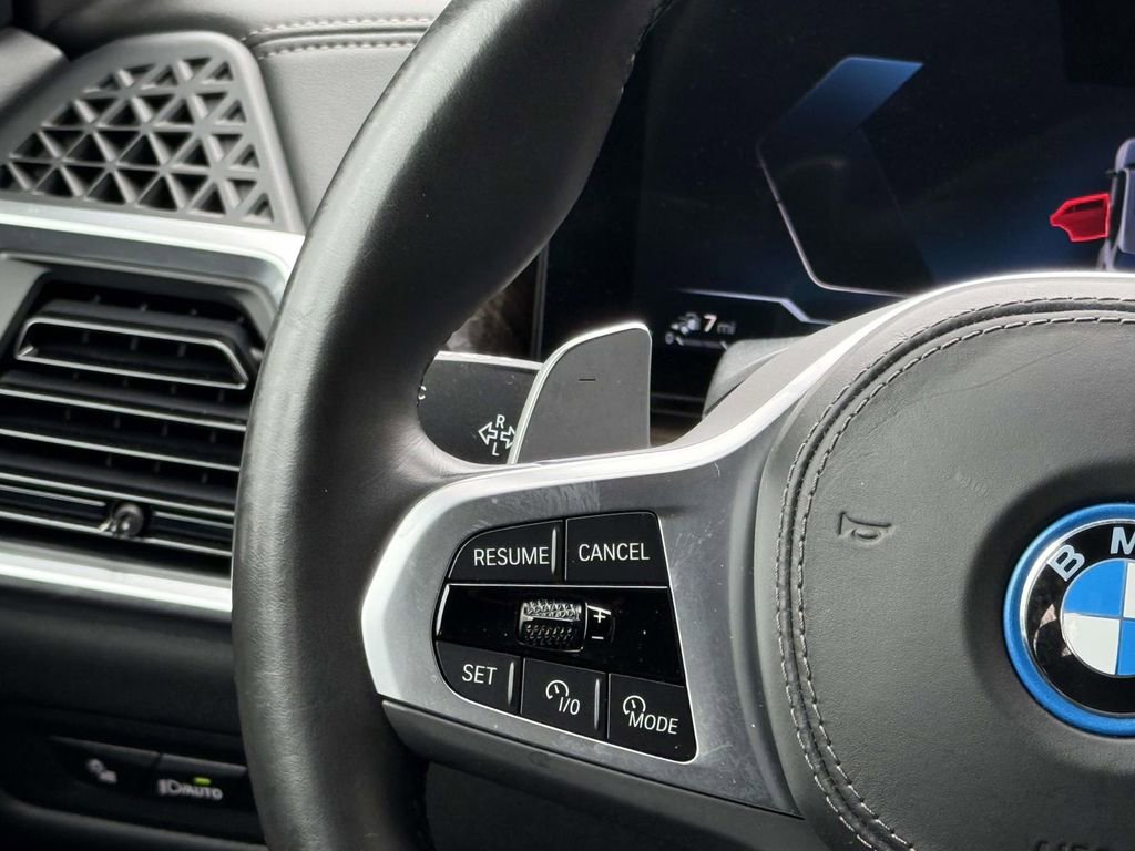 Used 2024 BMW X5 xDrive50e w/ M Sport Package image 23