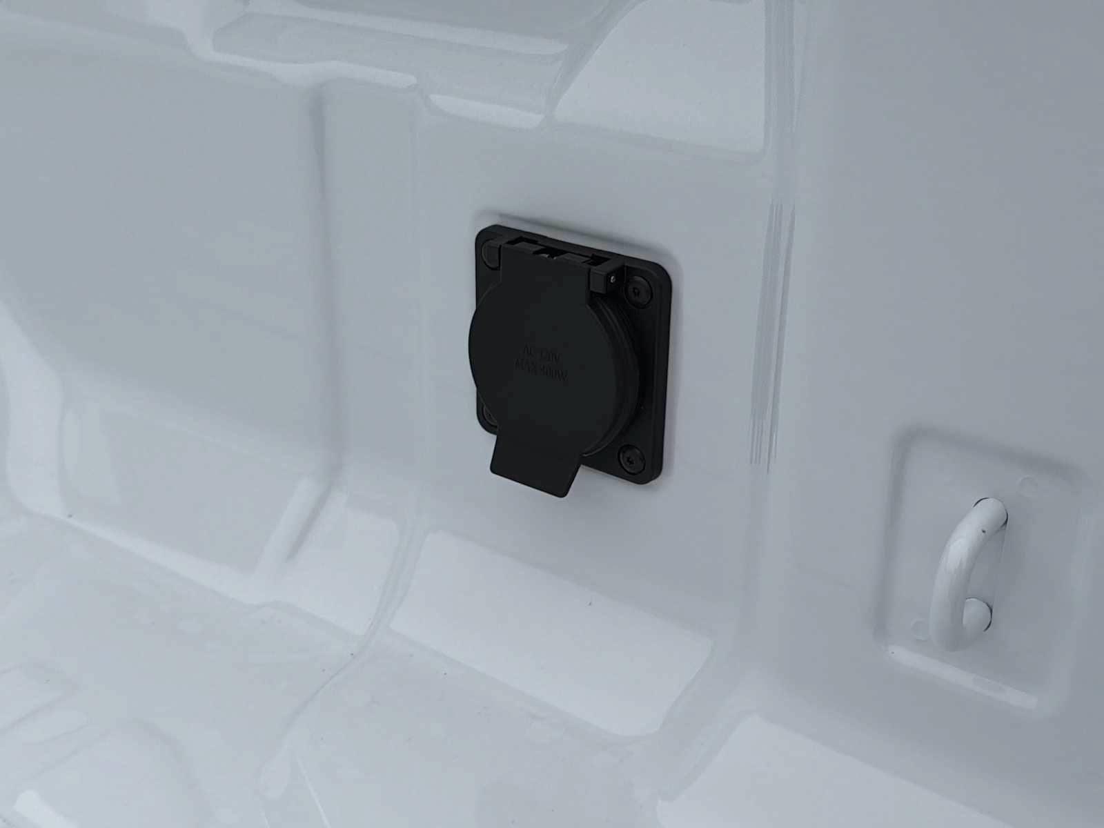 New 2026 GMC Canyon Elevation w/ Convenience Package RWD image 28