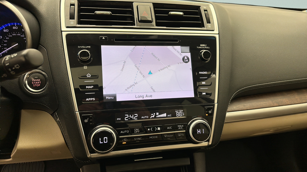 Used 2018 Subaru Outback 3.6R Limited AWD/4WD image 22