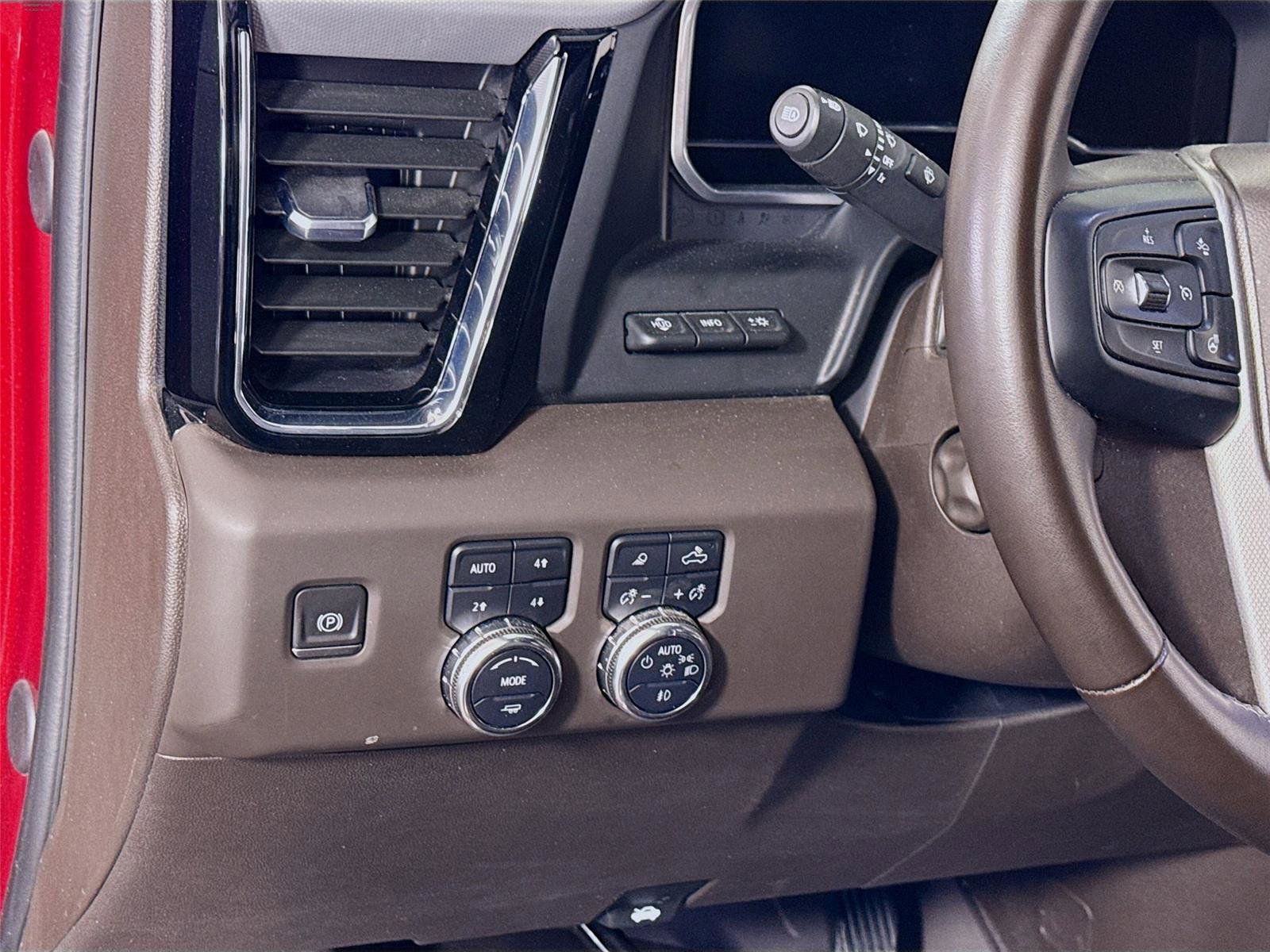 Used 2024 GMC Sierra 1500 Denali w/ Technology Package image 4